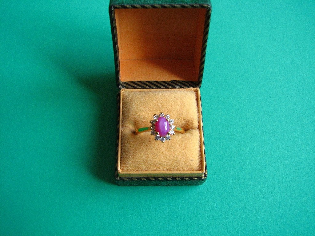Mooie Fijne Goud Doublé Ring met Robijn en Kristallen, Sieraden, Tassen en Uiterlijk, Antieke sieraden, Verzenden, Zilver, Ring