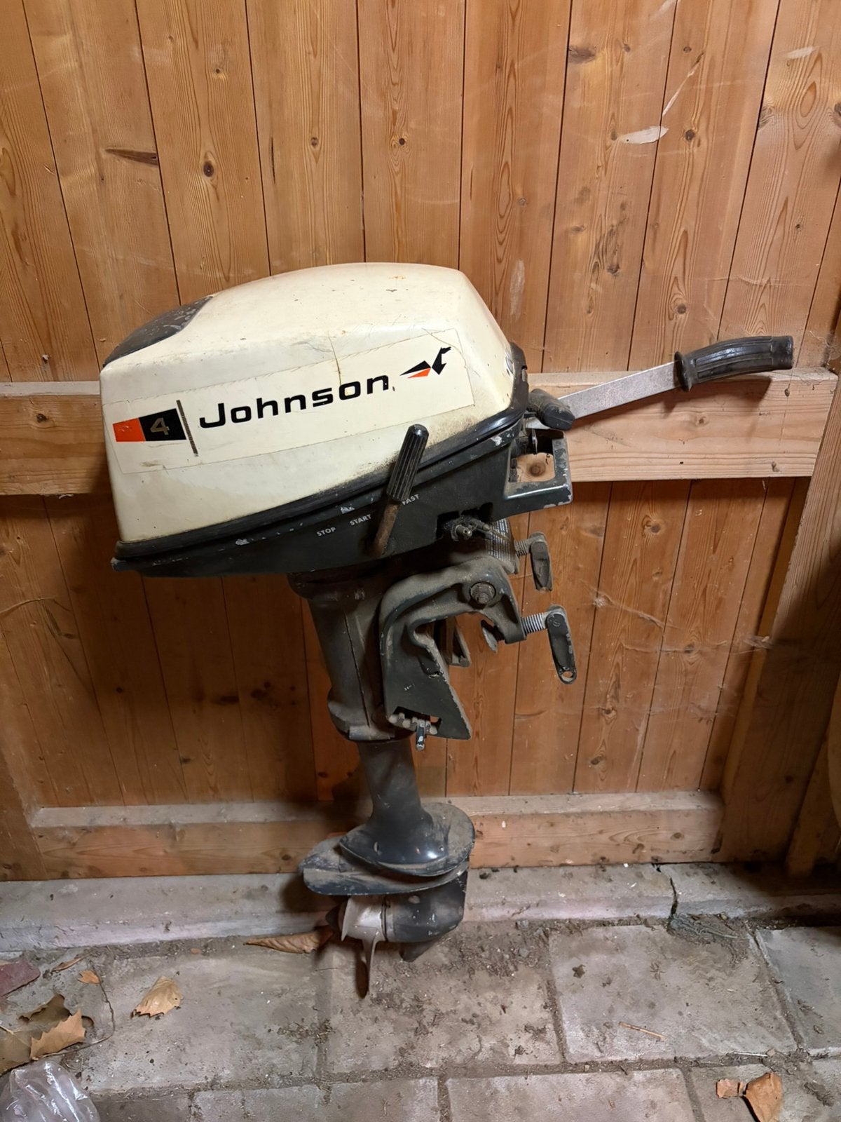 Vwrzamelaar! 50 jaar oude, werkende johnson motor!, Ophalen, Zo goed als nieuw, Motor en Techniek, Zeilboot of Motorboot