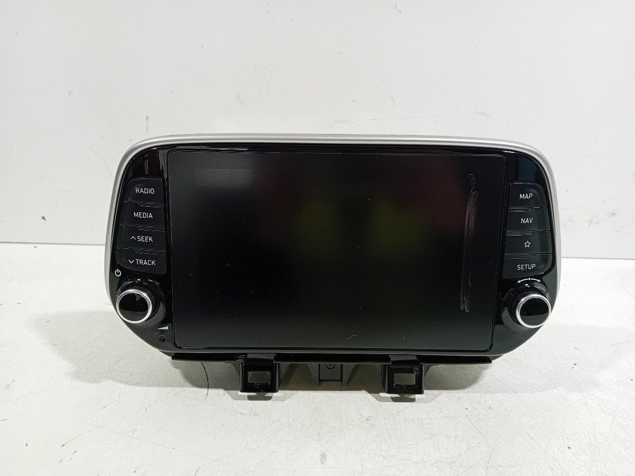 Navigatiesysteem Hyundai Tucson, Onderdelen@venauto.nl, Van der Ven Autorecycling B.V., Gebruikt, Ettenseweg 76, 4706 PB Roosendaal, The Netherlands