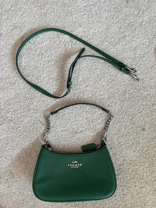 Coach Teri Shoulder Bag – Shamrock Green, Sieraden, Tassen en Uiterlijk, Ophalen of Verzenden, Zo goed als nieuw, Groen, Schoudertasje