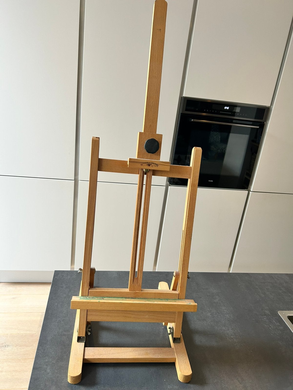 Tafelezel Winsor and Newton, Ophalen, Zo goed als nieuw, Ezel