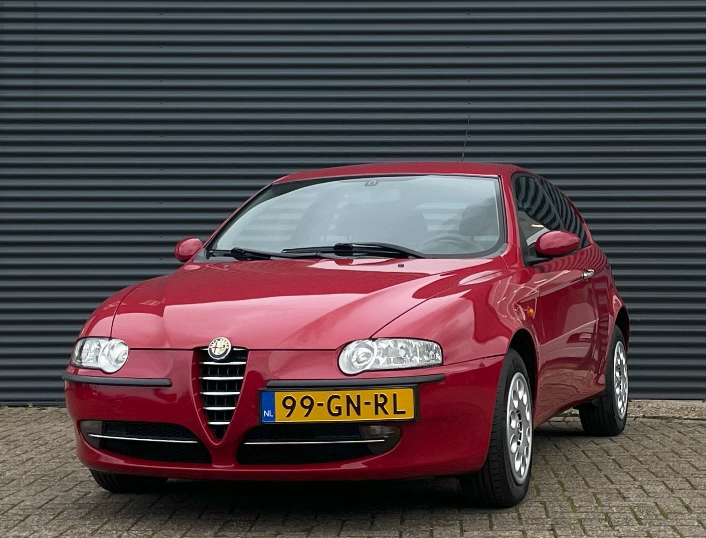 Alfa Romeo Alfa-147 1.6 T.SPARK 105PK 1ste eigenaar!, Auto's, Origineel Nederlands, Bedrijf, Handgeschakeld, 12 km/l