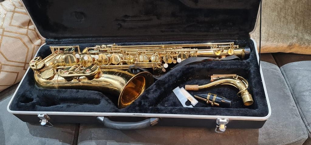 Tenorsaxofoon met koffer - Gebruikt, Ophalen of Verzenden, Gebruikt, Tenor, Met koffer