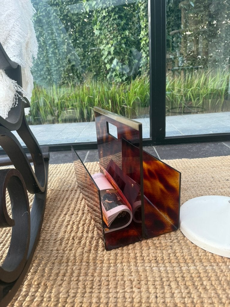Michel Dumas - Design gefumeerde plexi kranten/magazinehoude, Ophalen of Verzenden, Overige typen, Meerkleurig, Kunststof