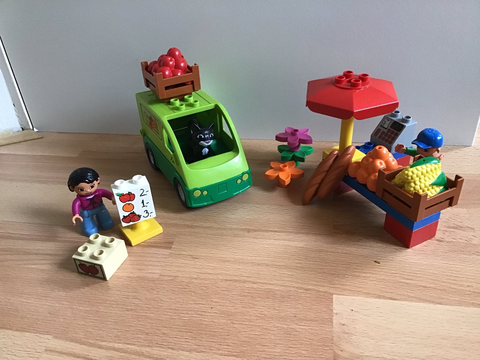 Lego Duplo Marktplein - 5683 (compleet), Ophalen of Verzenden, Zo goed als nieuw, Compleet, Duplo