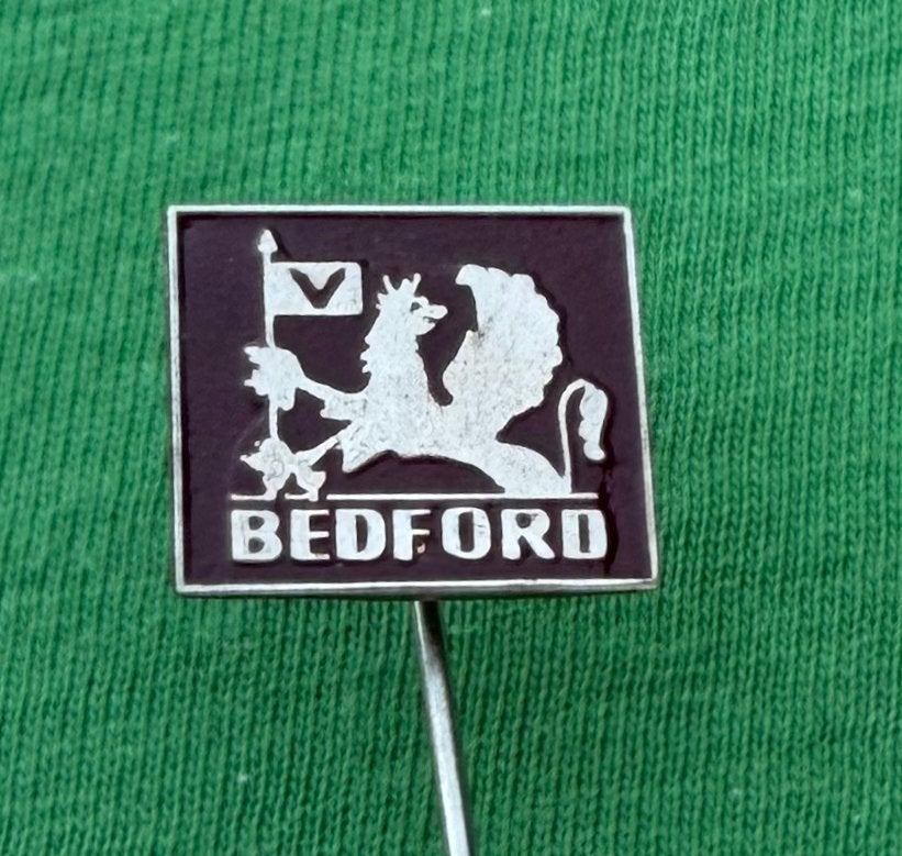 Speldje Bedford, Ophalen of Verzenden, Zo goed als nieuw, Overige onderwerpen