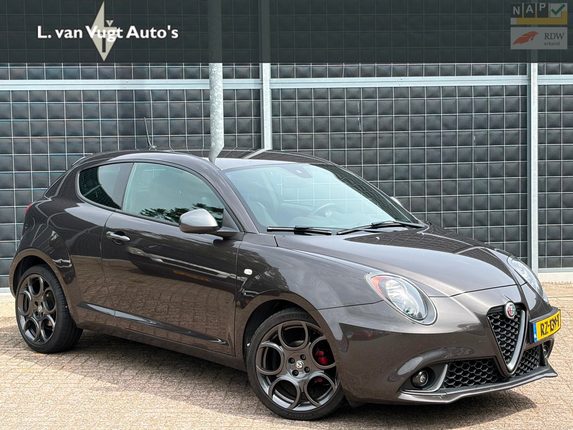Alfa Romeo MiTo 0.9 TwinAir |Super | navi | clima | 1 jaar g, Auto's, Alfa Romeo, Voorwielaandrijving, Dealer onderhouden, Gebruikt