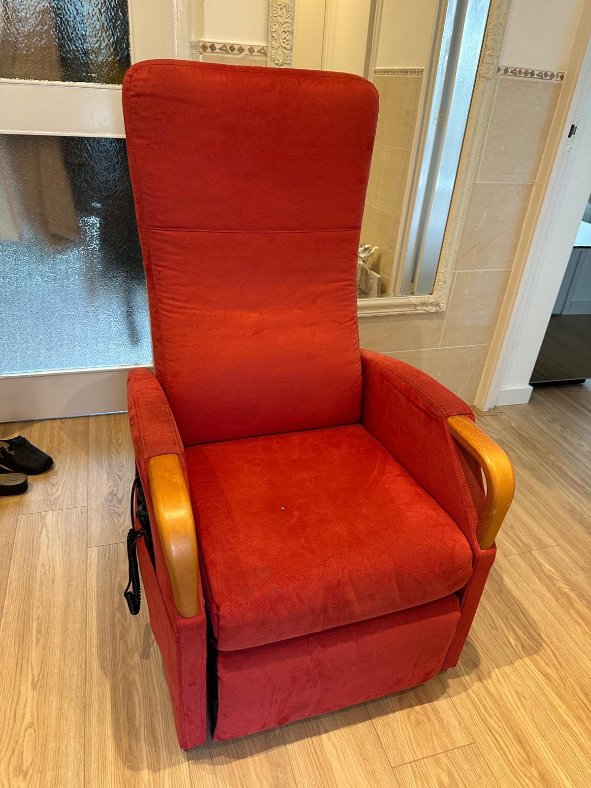 Elektrische fauteuil / stoel, Ophalen, Zo goed als nieuw, 75 tot 100 cm, 50 tot 75 cm