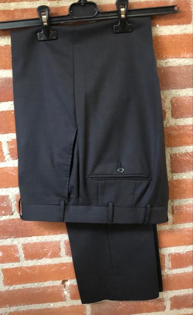 Nette donkergrijze pantalon van Corneliani mod Life Mt 50, Maat 38/40 (M), Ophalen of Verzenden, Zo goed als nieuw, Grijs