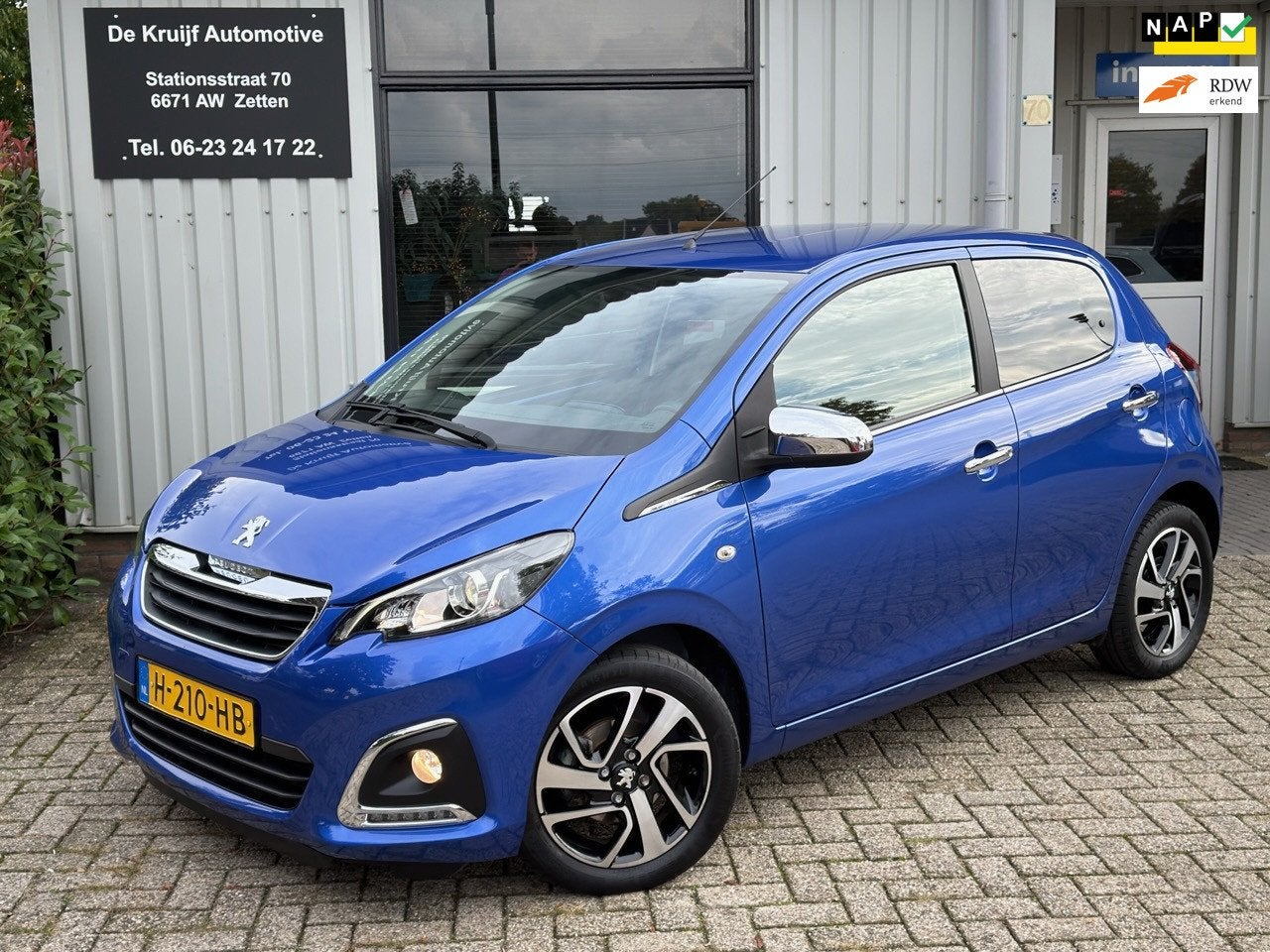 Peugeot 108 1.0 e-VTi Allure! CARPLAY|CAMERA|CLIMATE CONTROL, Voorwielaandrijving, Dealer onderhouden, Stof, Gebruikt