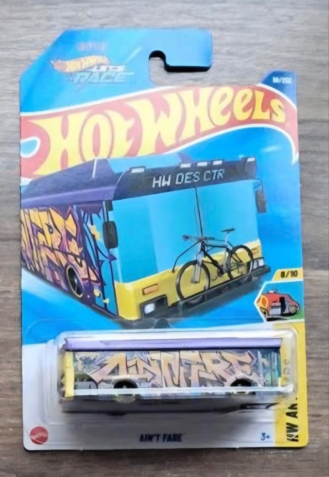 Hot Wheels 'Ain't Fare' Bus met fiets - Nieuw in verpakking, Ophalen of Verzenden, Nieuw