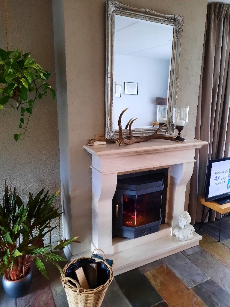 Natuurstenen schouw en inbouw kachel, Huis en Inrichting, Ophalen, Gebruikt, Houtkachel, Inbouw