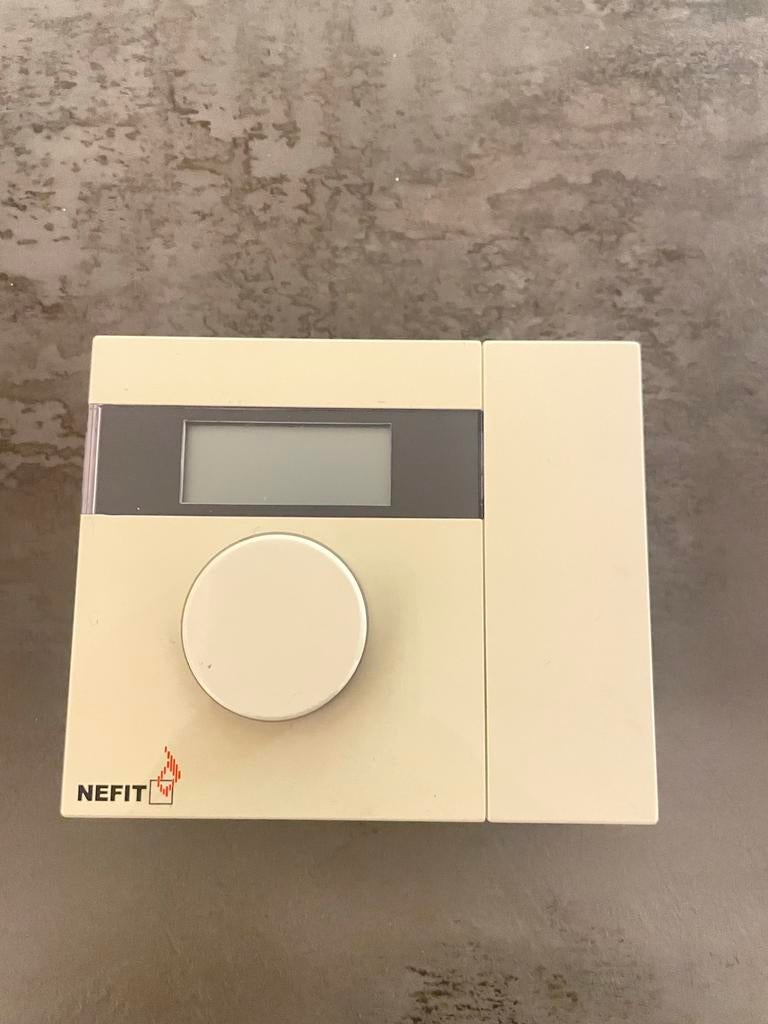 Nefit Moduline 100 EV 18310 Thermostaat met grondplaat, Ophalen of Verzenden, Zo goed als nieuw