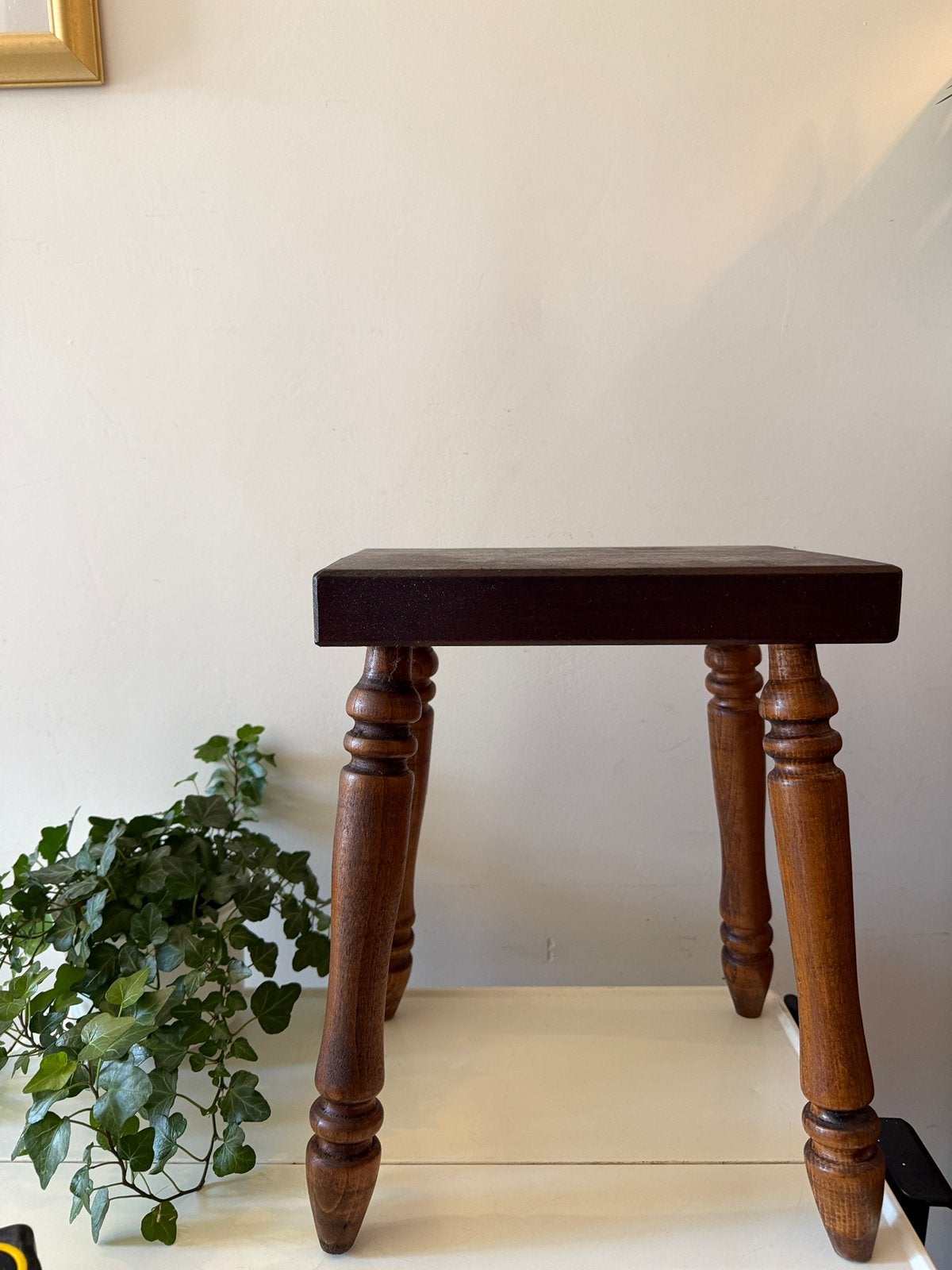Vintage houten bijzettafeltje plantentafeltje, Ophalen of Verzenden