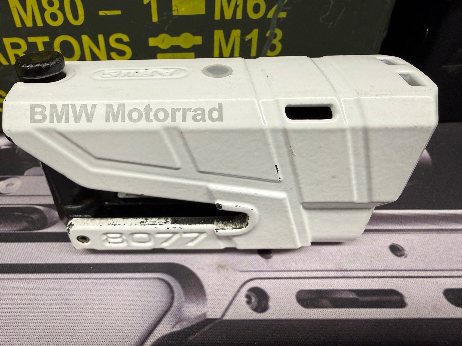 ABUS schijfremslot BMW Motorrad XPlus 8077, Motoren, Accessoires | Sloten, Ophalen of Verzenden, Gebruikt