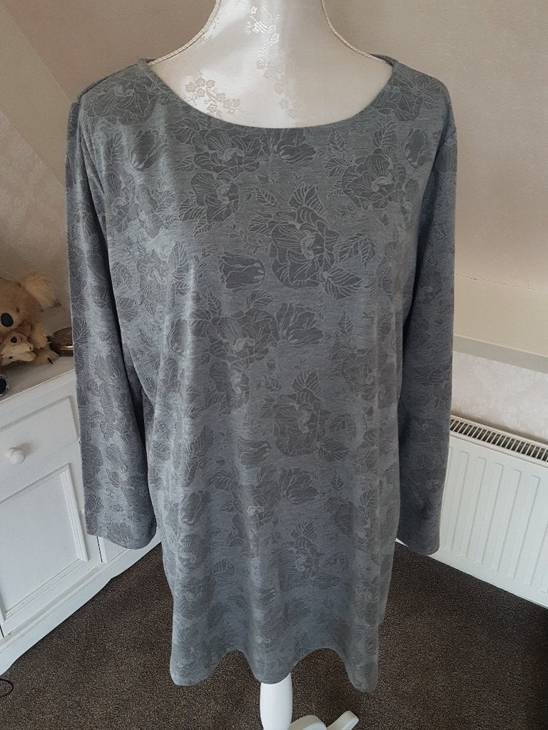 Lichtgrijs gebloemde dames tuniek maat XL, Kleding | Dames, Maat 46/48 (XL) of groter, Ophalen of Verzenden, Zo goed als nieuw