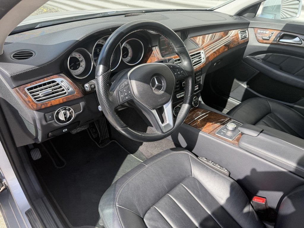 Mercedes-Benz CLS-klasse 350 Schuifdak Full Options, Auto's, Mercedes-Benz, Automaat, Euro 5, Achterwielaandrijving, Gebruikt