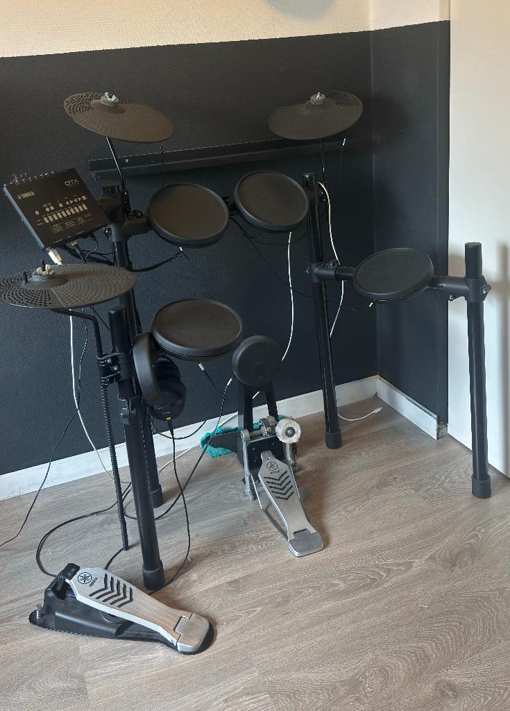 Yamaha DTX432K Elektronisch Drumstel | Zeer nette staat, Muziek en Instrumenten, Drumstellen en Slagwerk, Ophalen, Gebruikt, Yamaha