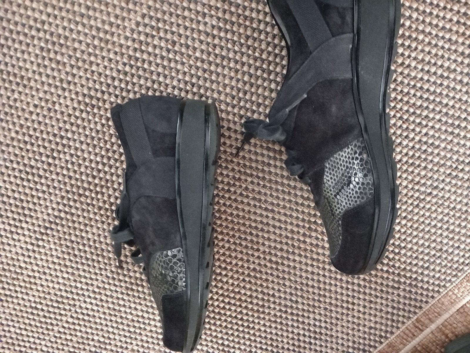 Durea schoenen, maat 6,5 - Zo goed als nieuw, Ophalen, Durea, Zwart, Sneakers of Gympen