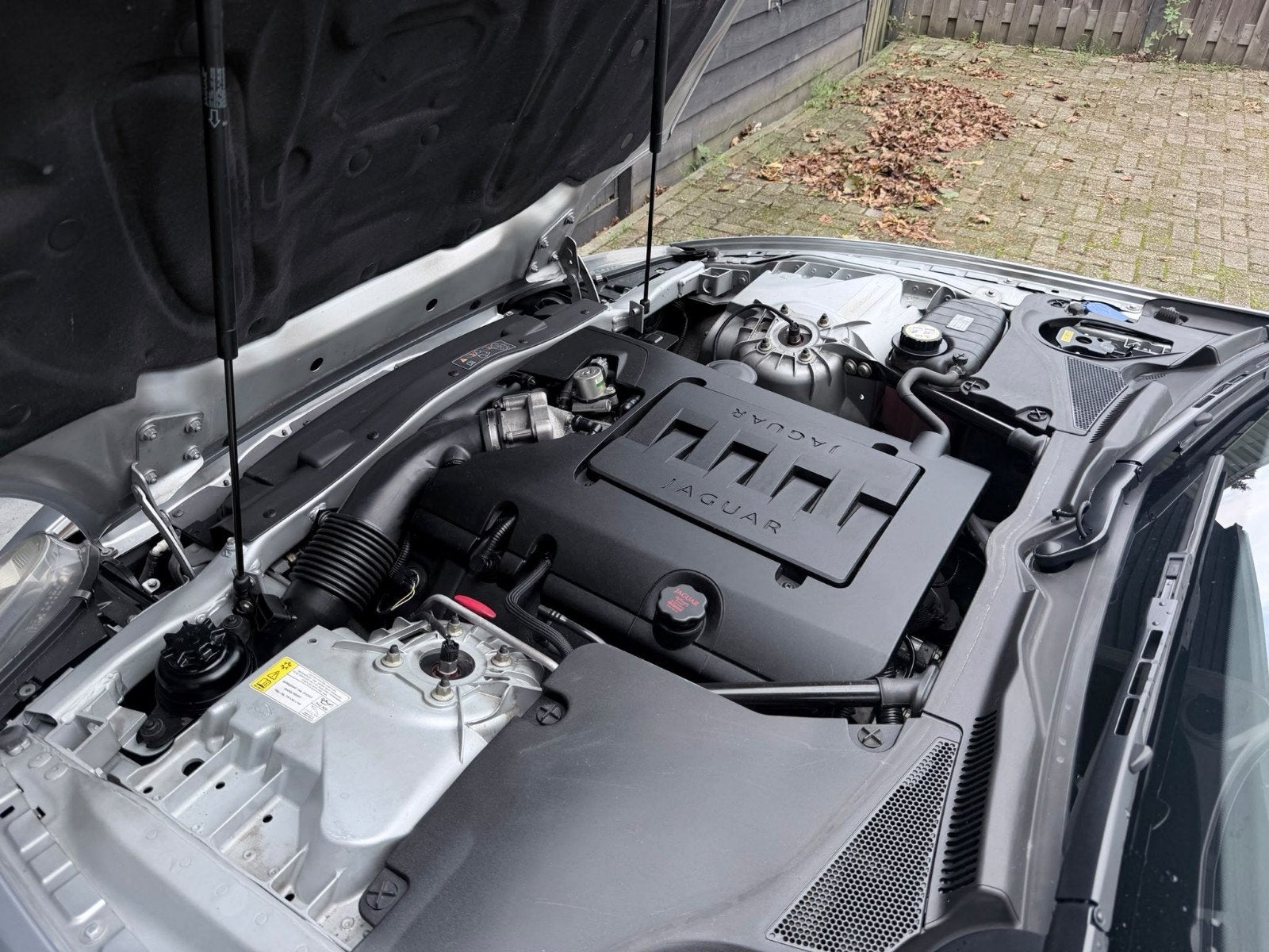 Jaguar XK 4.2 1e eigenaar, foto 12