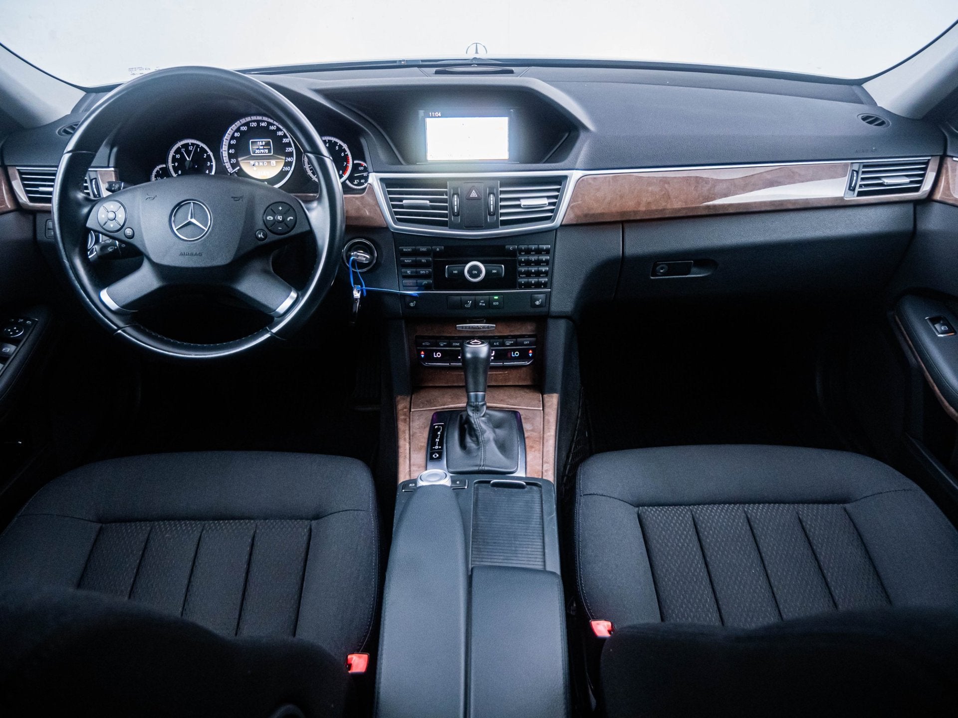 Mercedes-Benz E-klasse 200 CGI Edition Sport 'Automaat' Pano, Gebruikt, 4 cilinders, 1796 cc, Bedrijf
