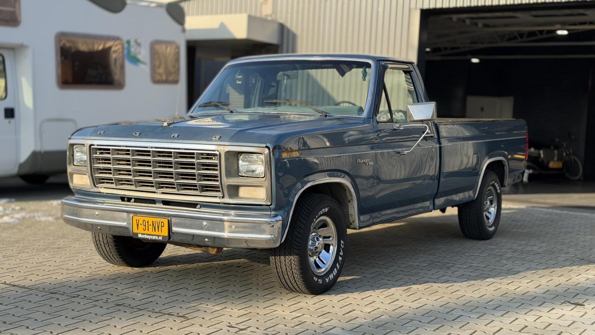 Ford F100 Bullnose 1984 5.0 V8 Automaat NL Kenteken, Auto's, Gebruikt, Overige modellen, Overige brandstoffen, Bedrijf