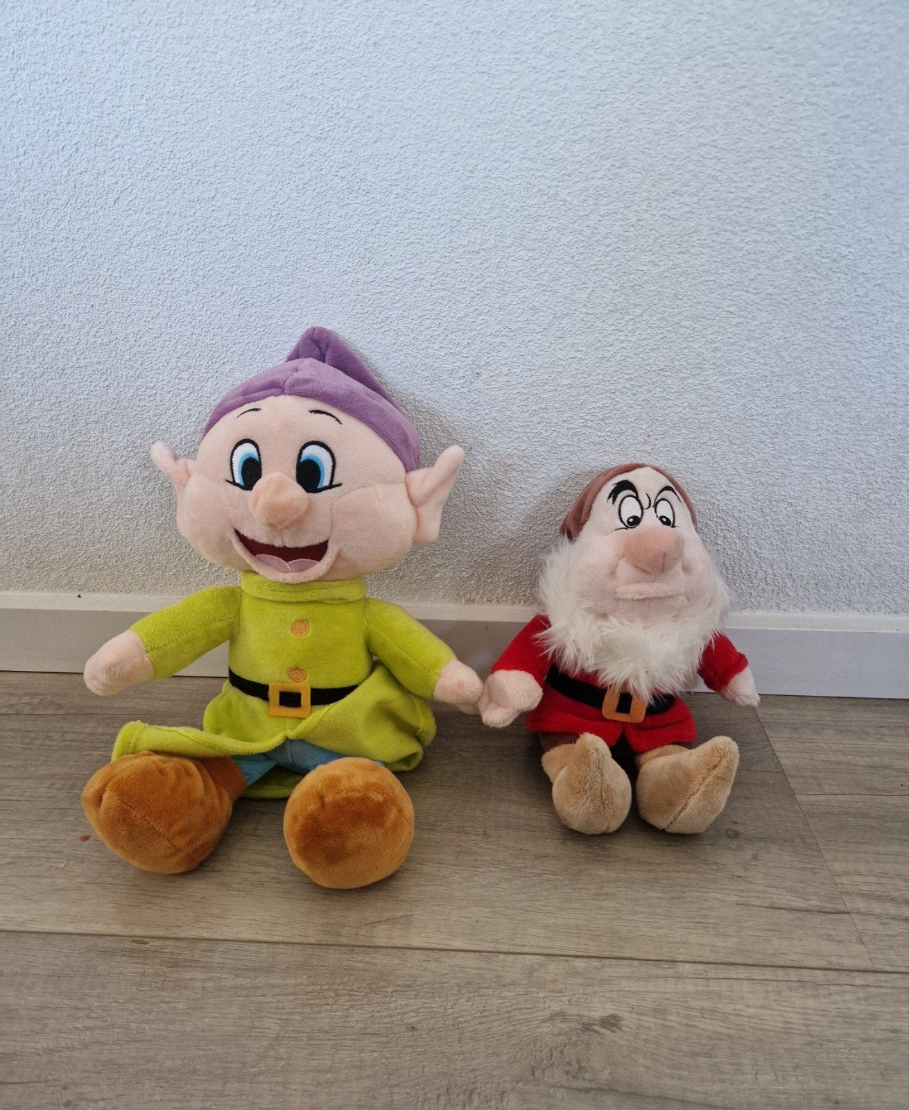 Disney knuffels dopey stoetel grumpy sneeuwwitje zeven dwerg, Ophalen of Verzenden, Zo goed als nieuw, Knuffel