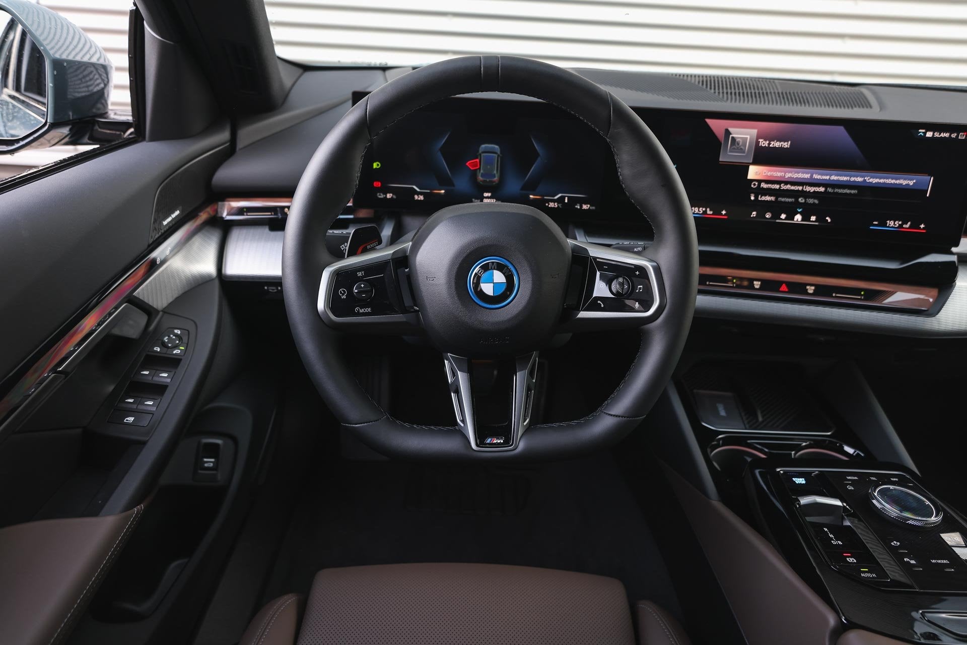 BMW i5 Touring eDrive40 High Executive M Sport / Comfort Acc, Achterwielaandrijving, Met garantie (alle), 340 pk, 83 kWh