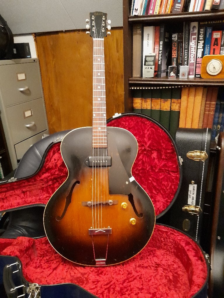 Gibson ES 125 (1951) + vintage CALTON case, Muziek en Instrumenten, Snaarinstrumenten | Gitaren | Elektrisch, Ophalen, Gebruikt