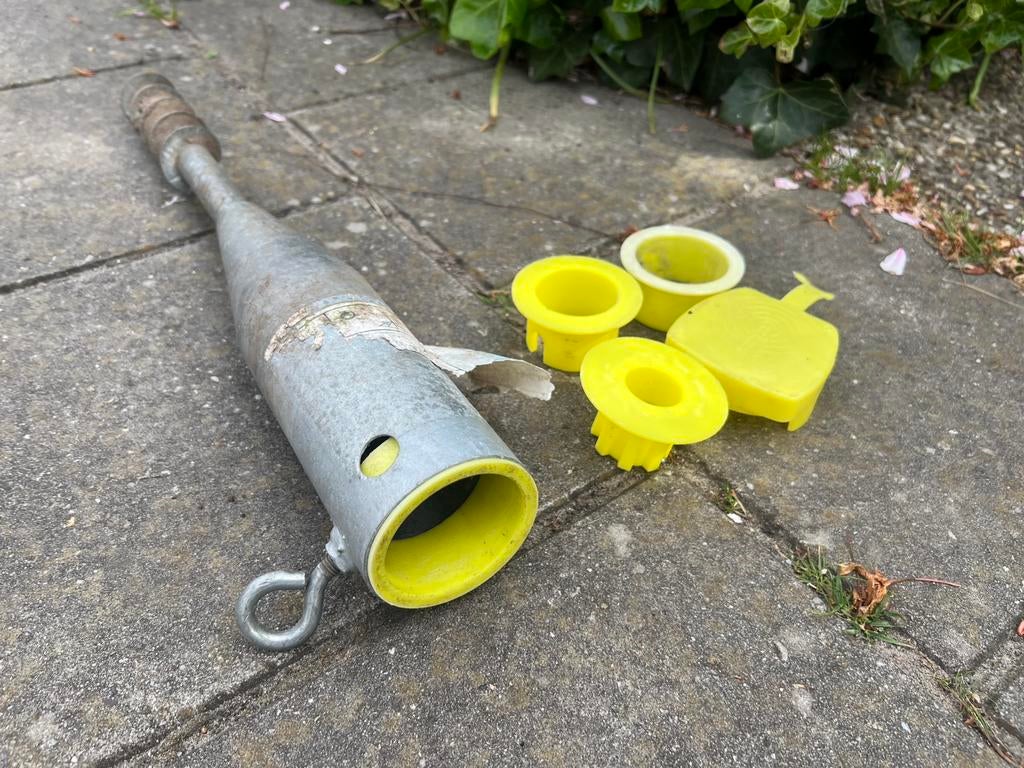 Te Koop : Parasol Houder Grondboor Grondplug Paalhouder, Tuin en Terras, Parasols, Ophalen of Verzenden, Gebruikt, Minder dan 1 meter