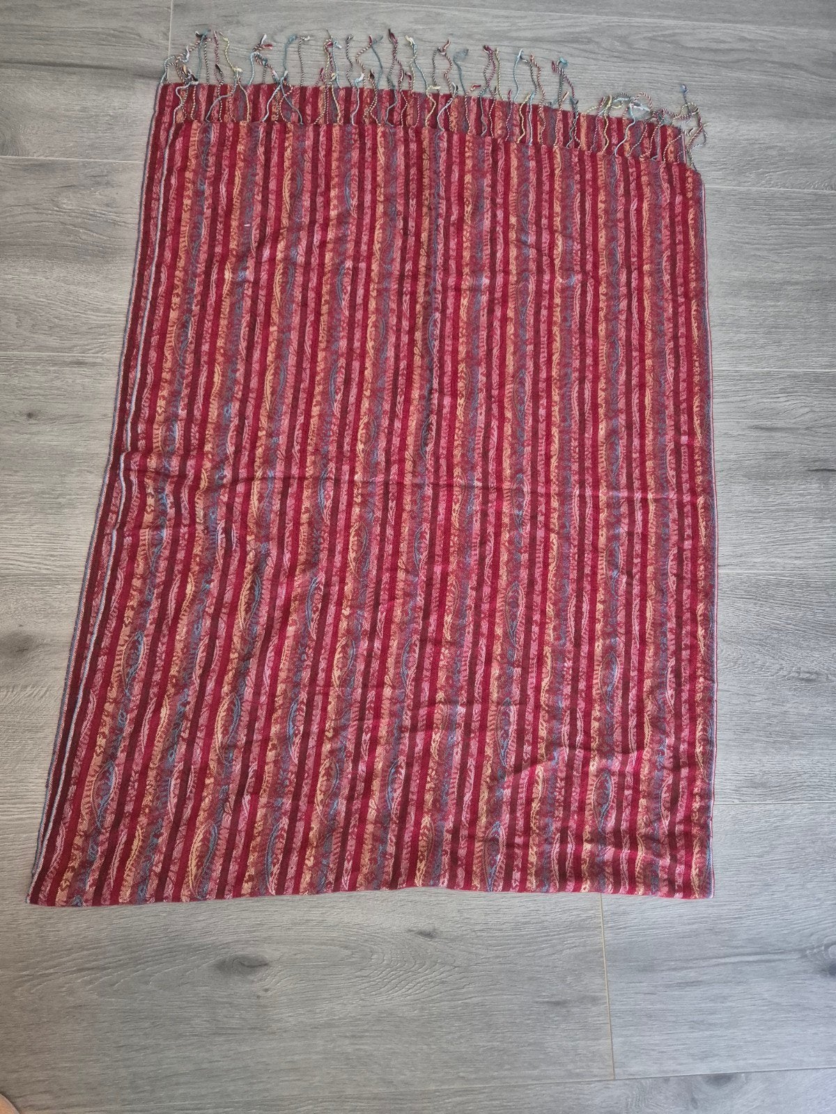 Nieuwe Pashmina Sjaal Rood Boho Paisley / Grote Omslagdoek, Ophalen of Verzenden, Nieuw, Sjaal