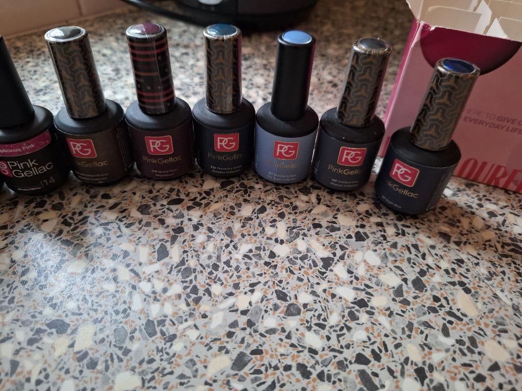 Pink gellac, Ophalen of Verzenden, Gebruikt, Overige kleuren, Handen en Nagels