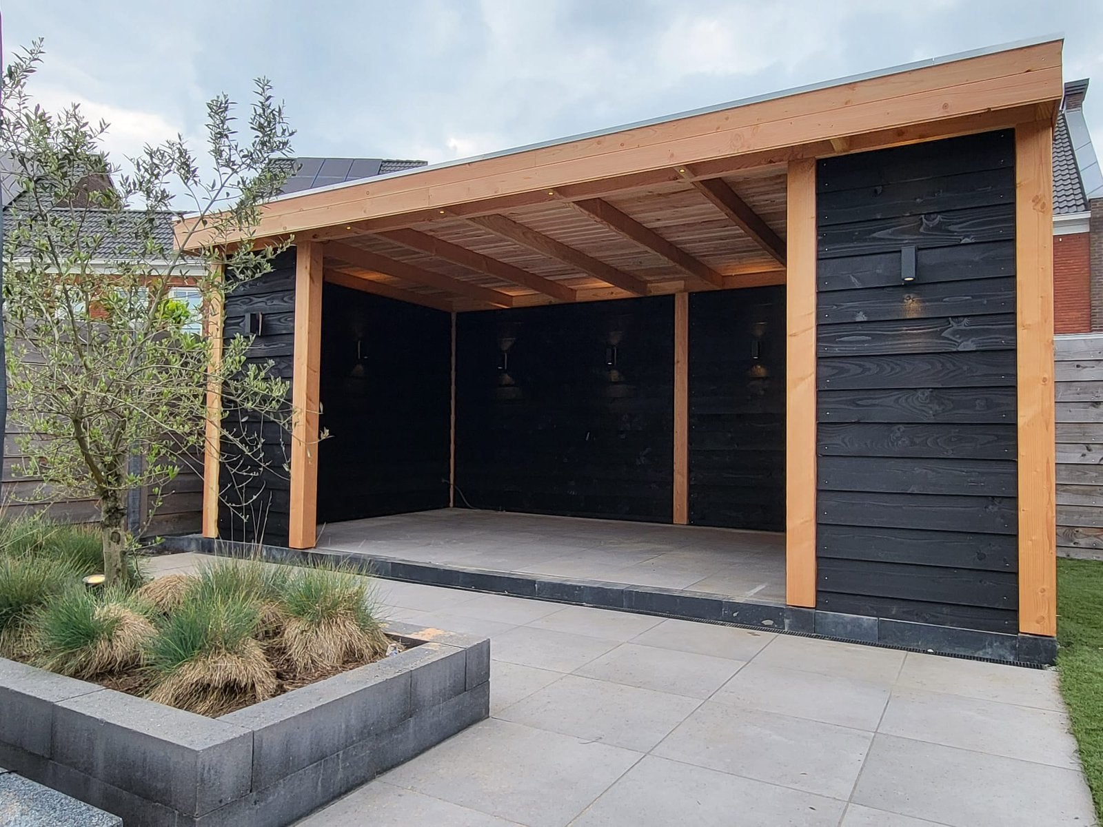 Ervaren timmerman ontwerpt en bouw overkapping/veranda’s, Tuin en Terras, Schoottimmerwerken@gmail.com, 3 ramen of meer, Nieuw