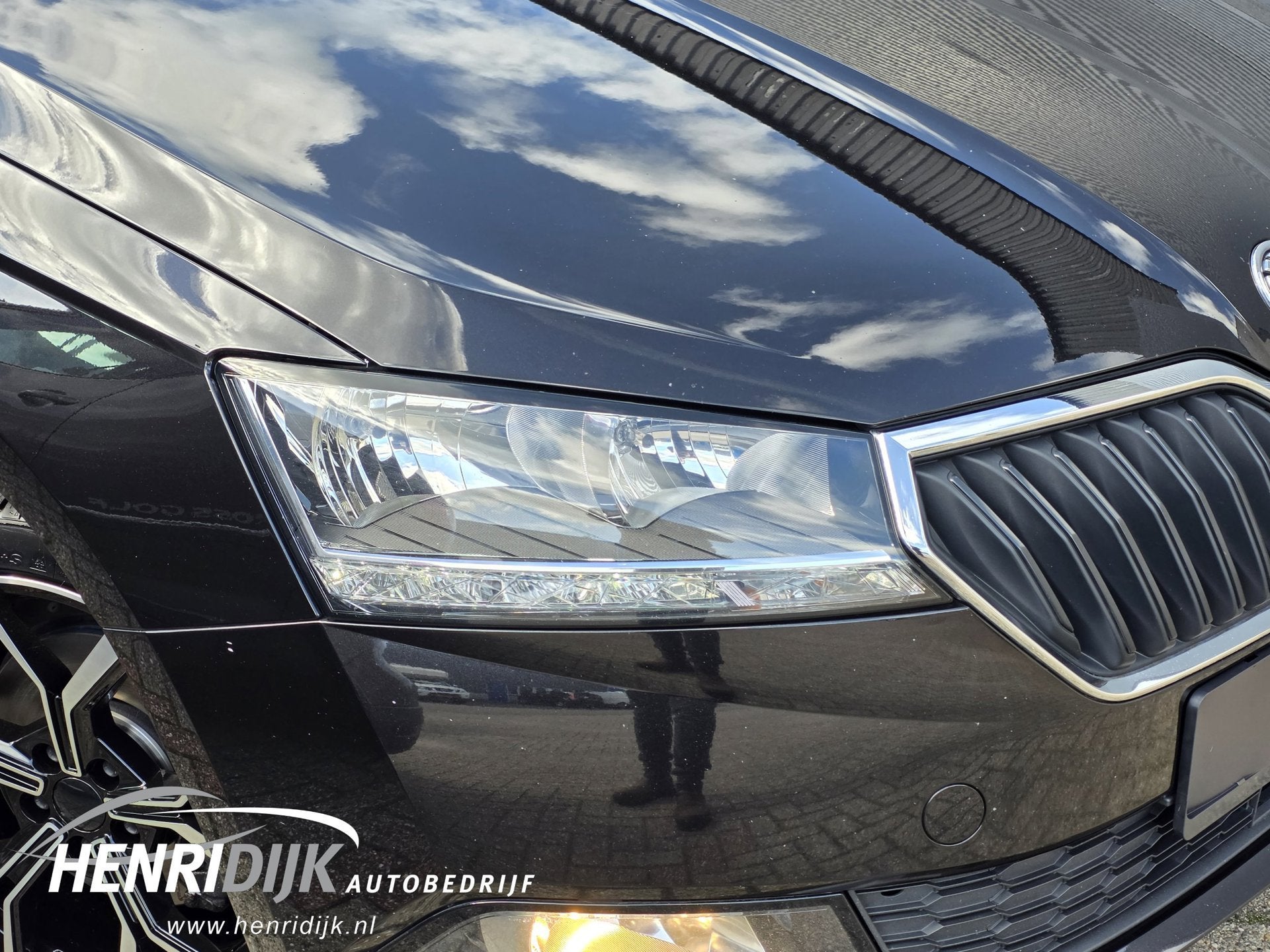 Skoda Fabia Combi 1.0 TSI Style Camera / Clima / Carplay / 1, Auto's, Voorwielaandrijving, Dealer onderhouden, Stof, Gebruikt