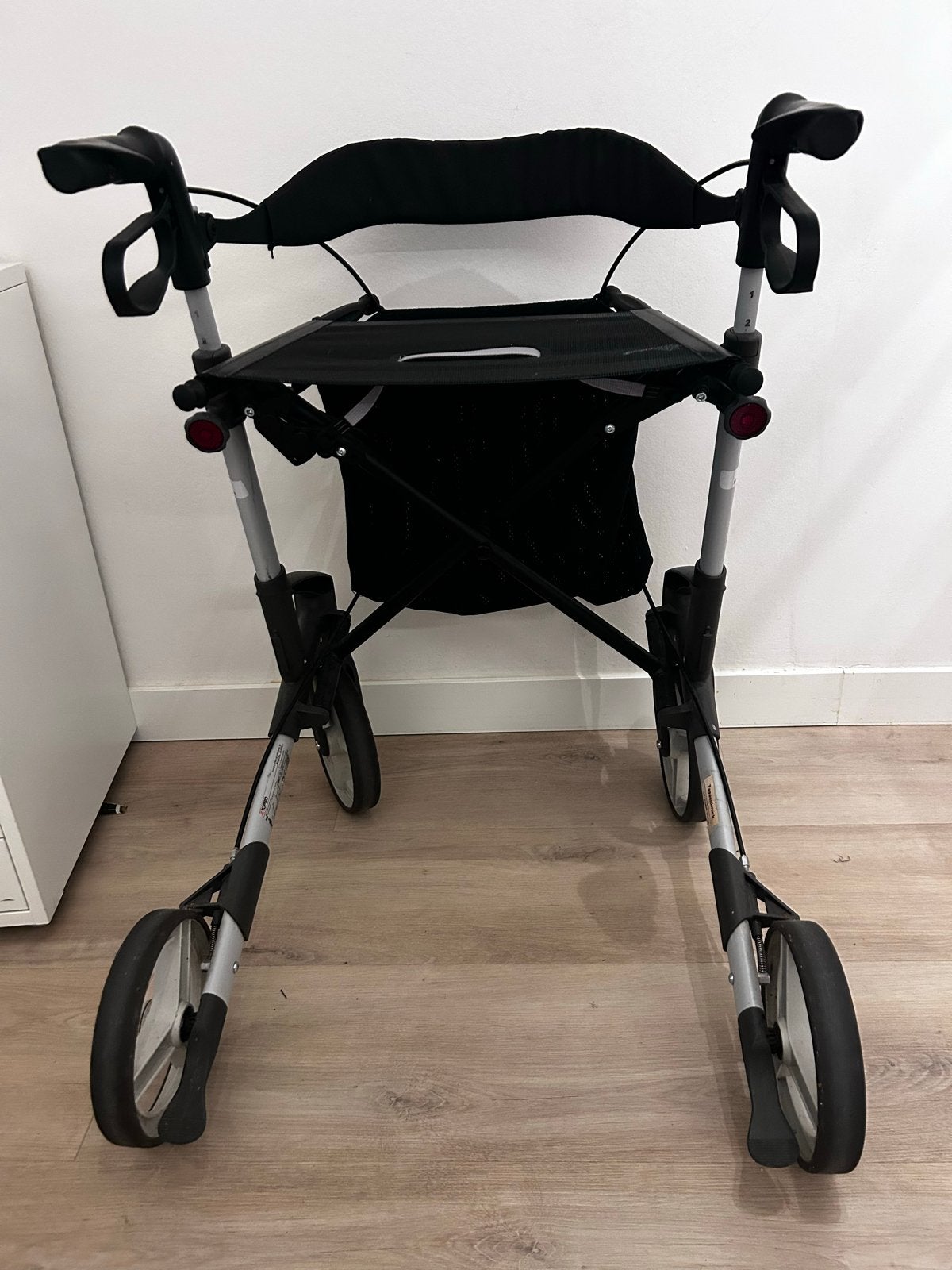 Rollator voor buiten. Merk Topro troja original., Ophalen, Lichtgewicht, Zo goed als nieuw