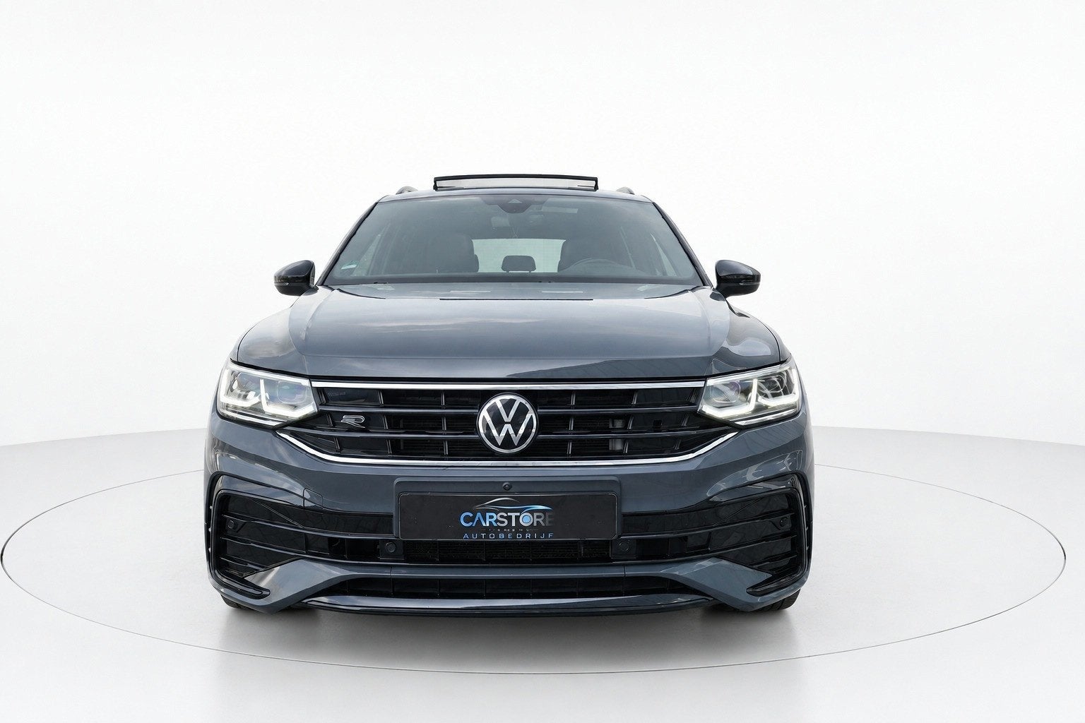 Volkswagen TIGUAN 1.4 TSI eHybrid 3x R LINE PANO VIRTUAL ACC, 4 cilinders, Hybride Elektrisch/Benzine, SUV of Terreinwagen, Te koop