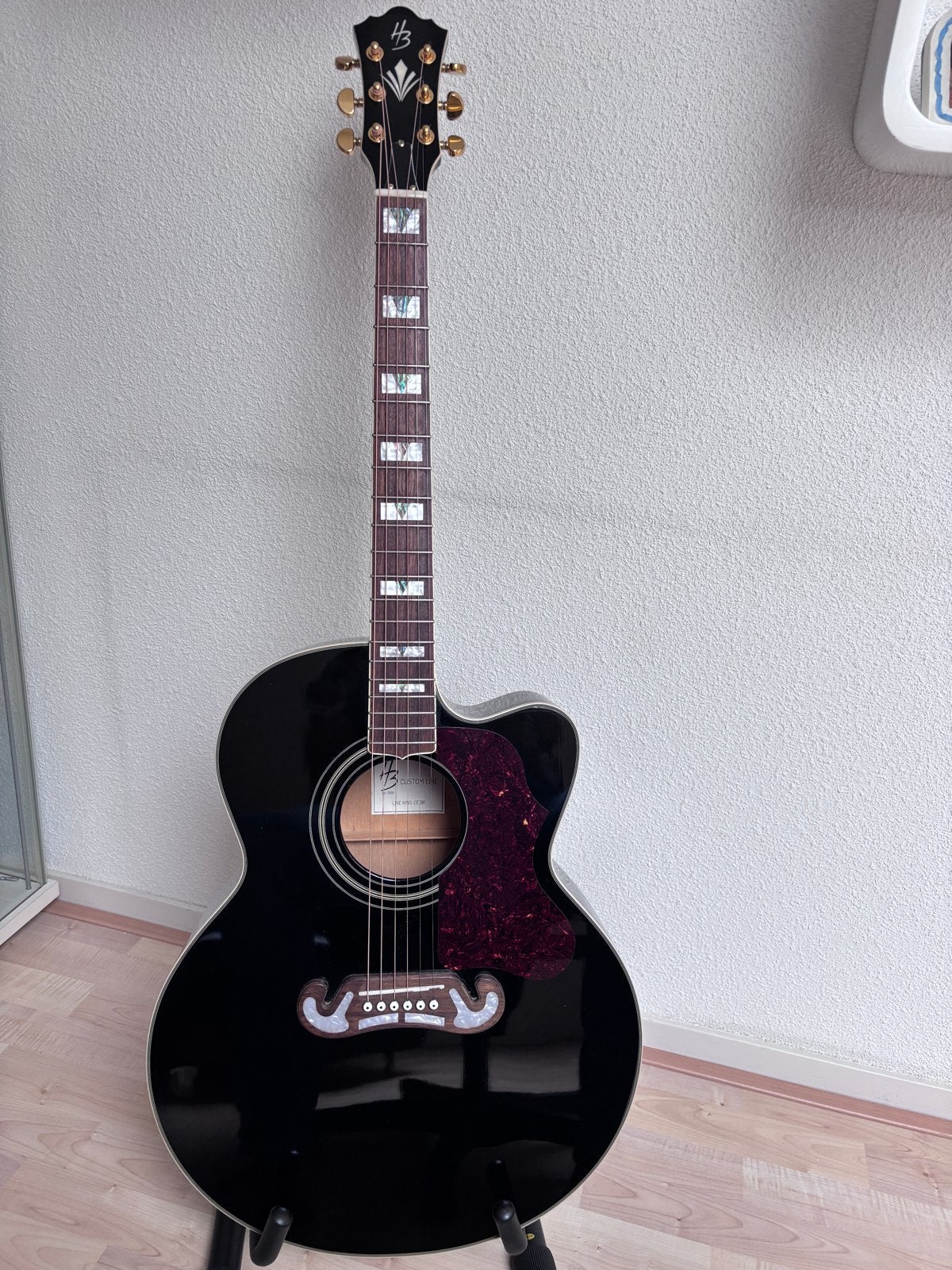 Harley Benton Custom Line King-CE BK met plek service, Ophalen, Zo goed als nieuw, Western- of Steelstringgitaar, Met (piezo-)element