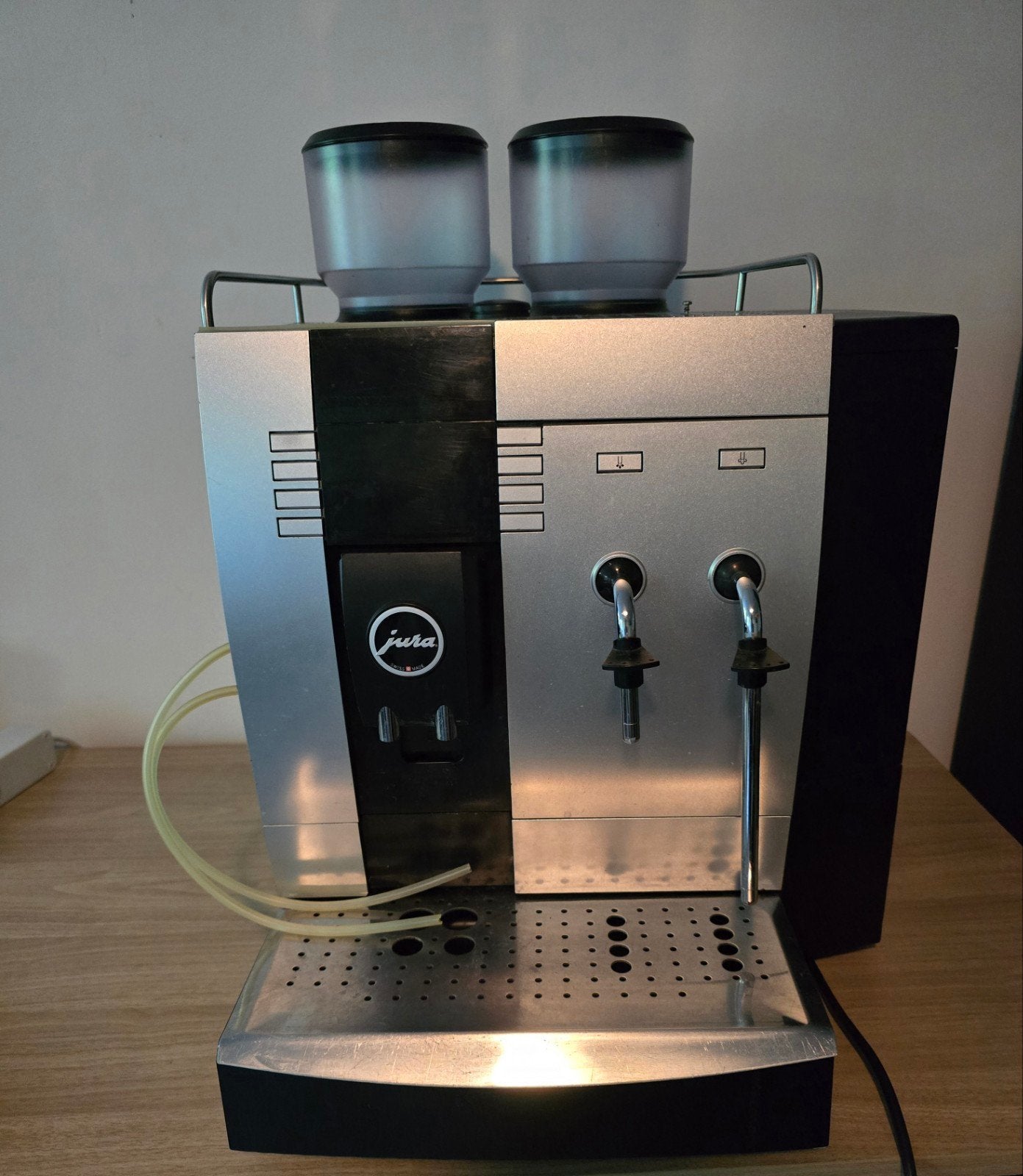 Partij koffiemachines (Jura, Siemens, Philips), Ophalen, Koffiemachine