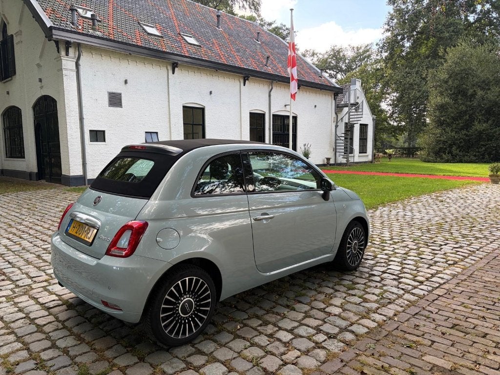 Fiat 500 Cabrio Hybrid Launch Edition Dauwgroen Full Option, Voorwielaandrijving, Euro 6, 4 stoelen, Origineel Nederlands