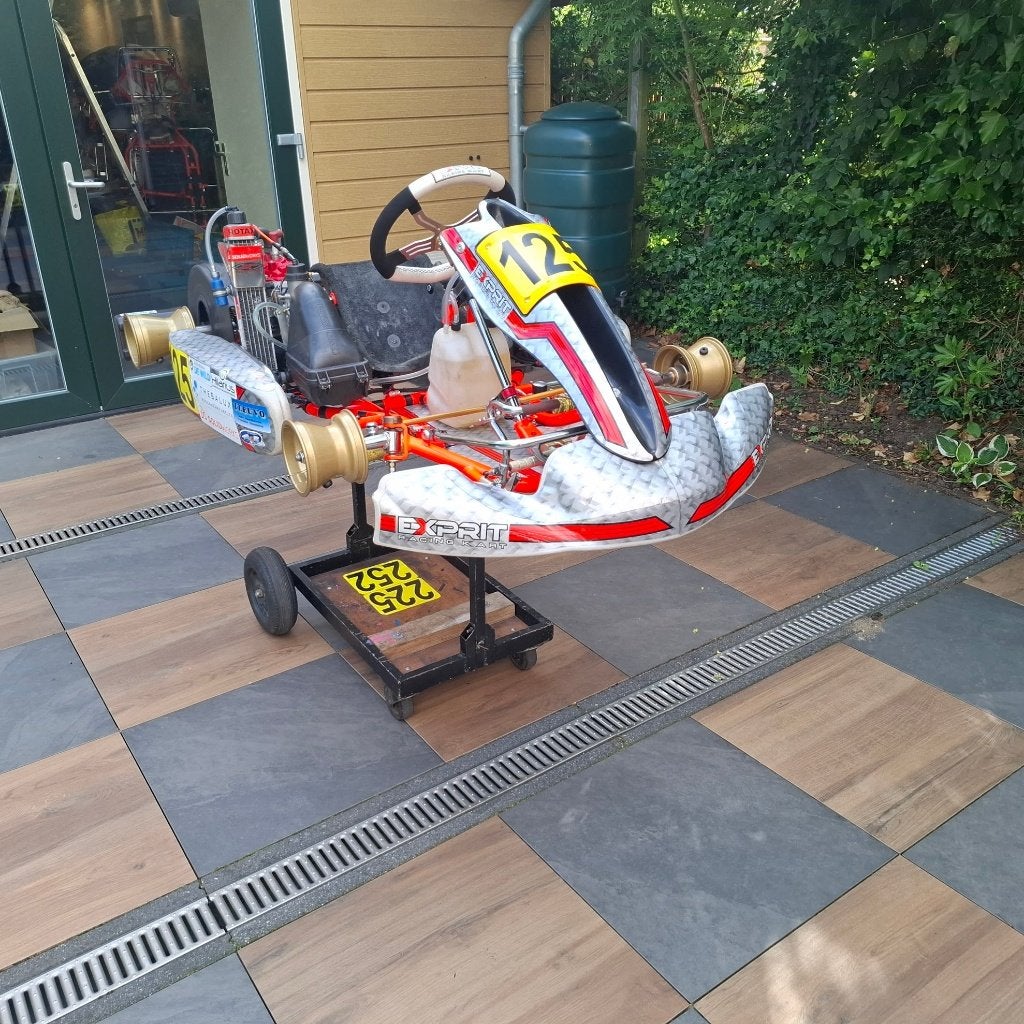 Kart Rotax minimax Exprit vrijwel nieuwe EVS voor NK K4F NXT, Sport en Fitness, Karting, Ophalen, Zo goed als nieuw, Kart