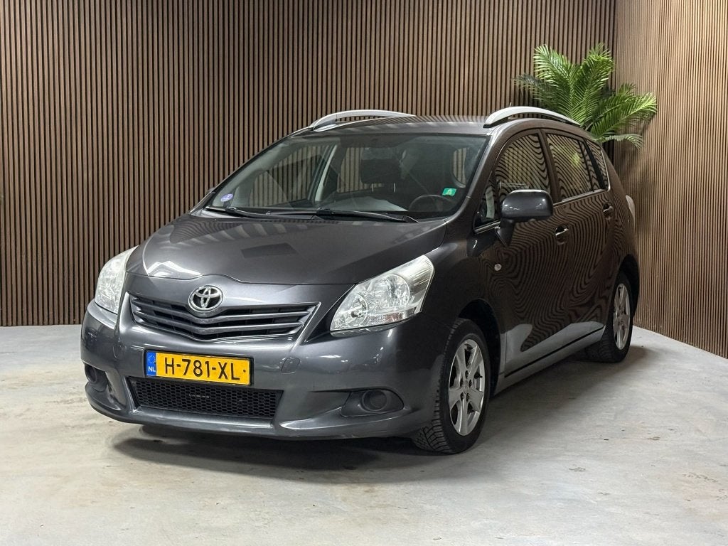Toyota Verso 1.6 VVT-i Comfort (bj 2011), Auto's, Voorwielaandrijving, Euro 5, Gebruikt, 4 cilinders