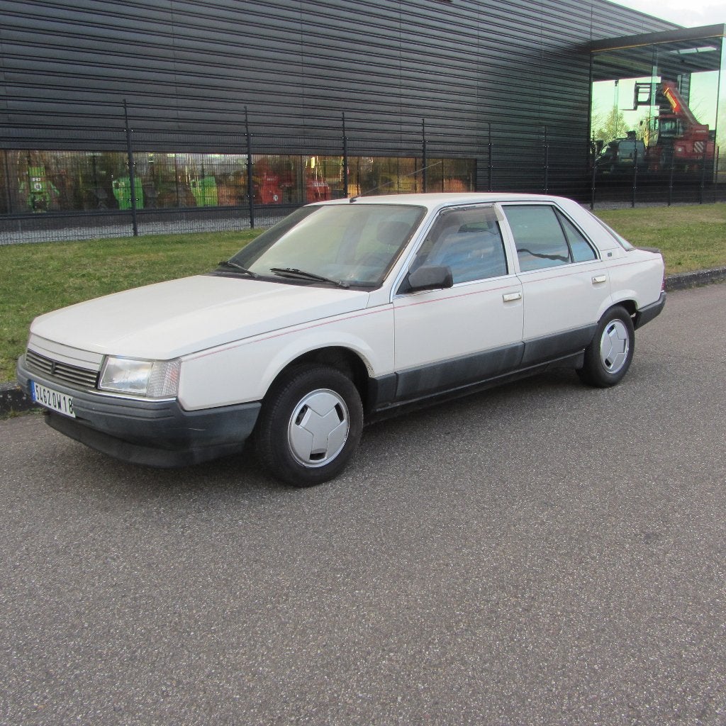 Renault 25 GTS oldtimer, Auto's, Voorwielaandrijving, 1995 cc, Renault, Wit