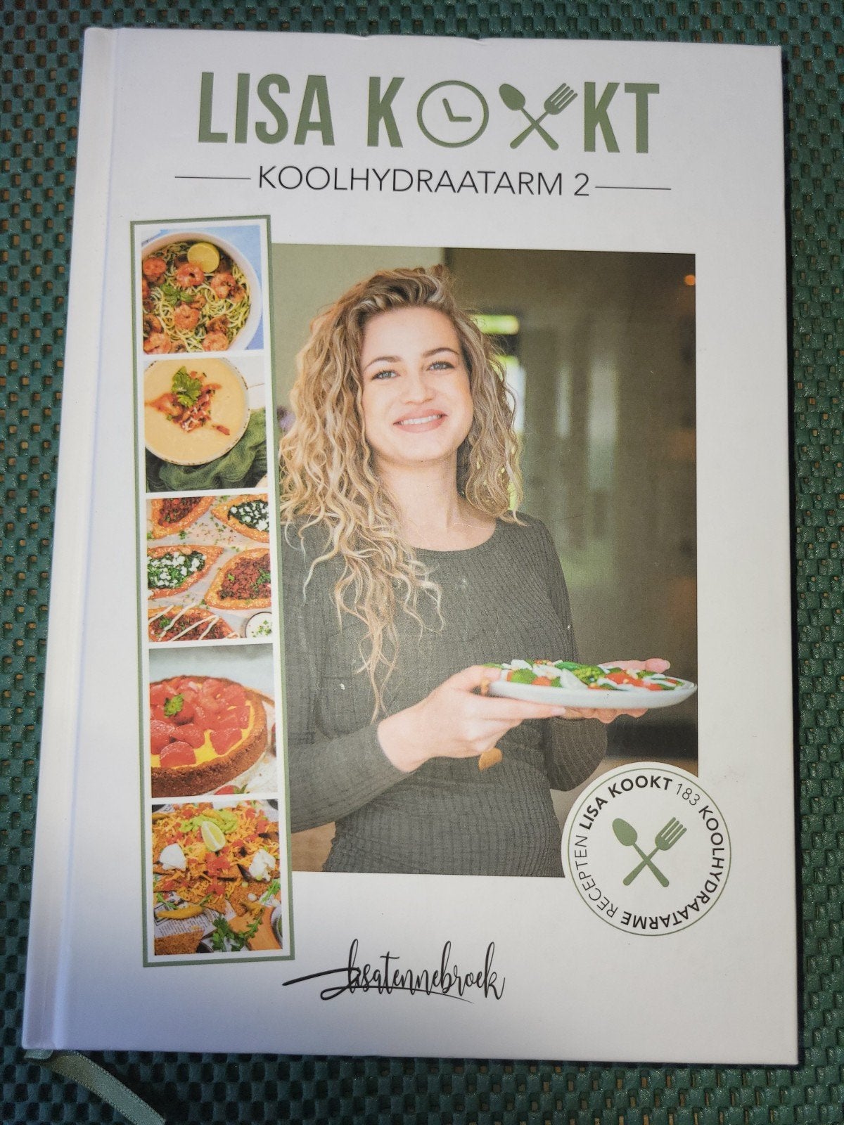 Lisa kookt koolhydraatarm,  deel 2, Lisa tennebroek, Ophalen of Verzenden, Zo goed als nieuw, Lisa Tennebroek