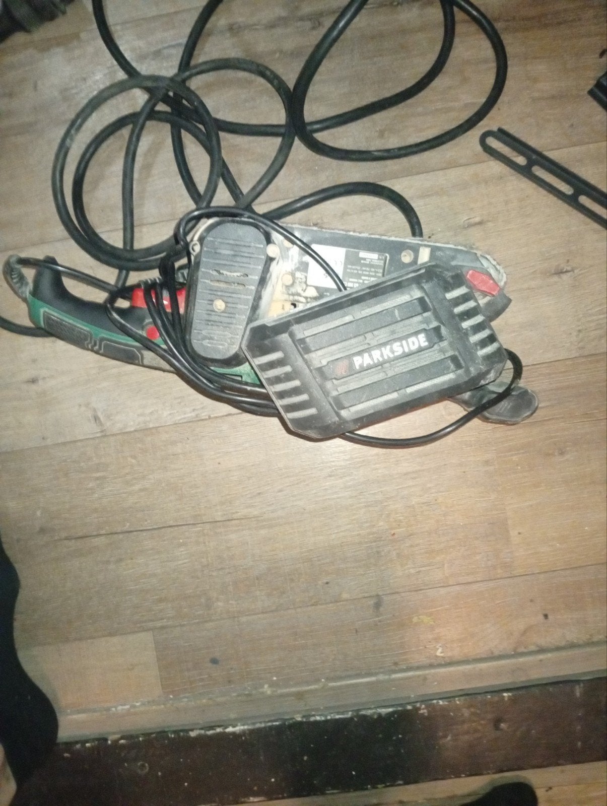 Gebruikt gereedschap: Bandschuurmachine en Haakse Slijper, Ophalen, Gebruikt, Haakse handslijpmachine