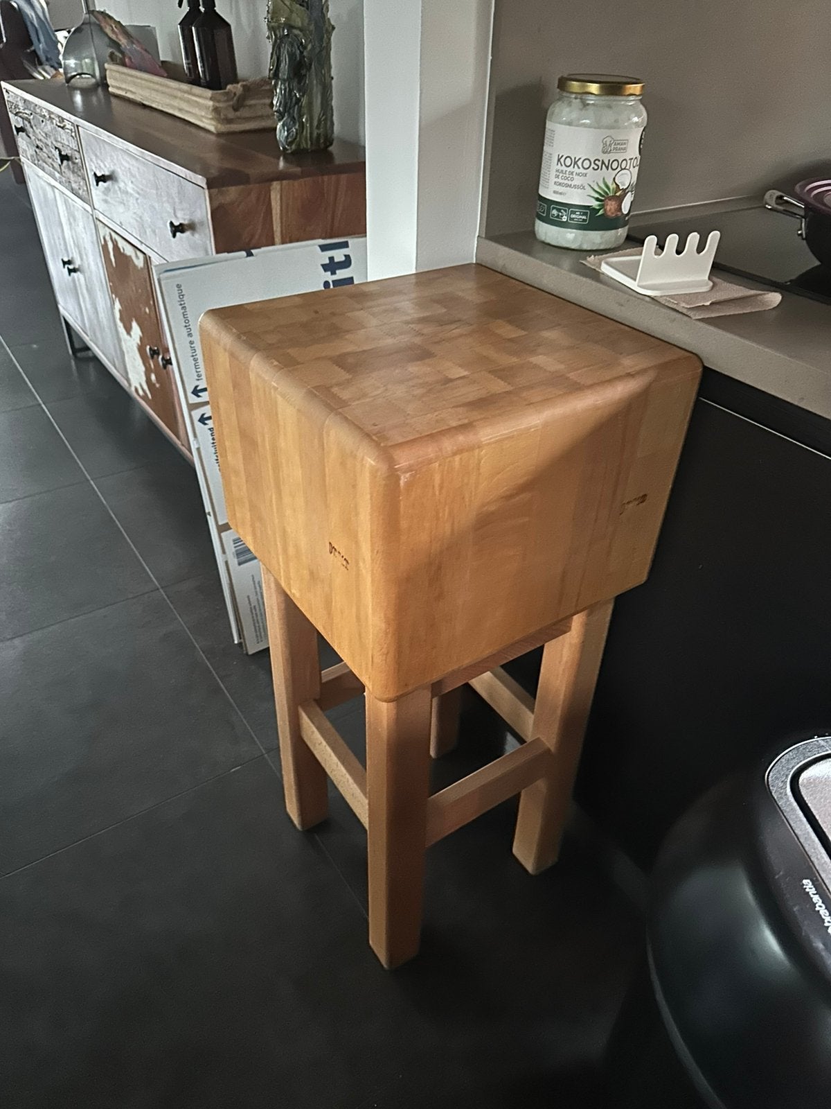Massief hakblok, Ophalen, Zo goed als nieuw, Hout