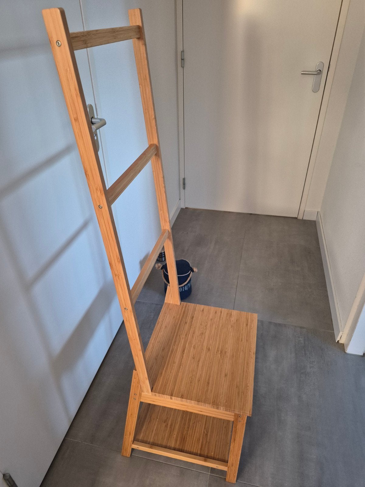 IKEA RAGRUND stoel met handdoekenrek, Overige kleuren, Overige typen, Zo goed als nieuw, Ophalen