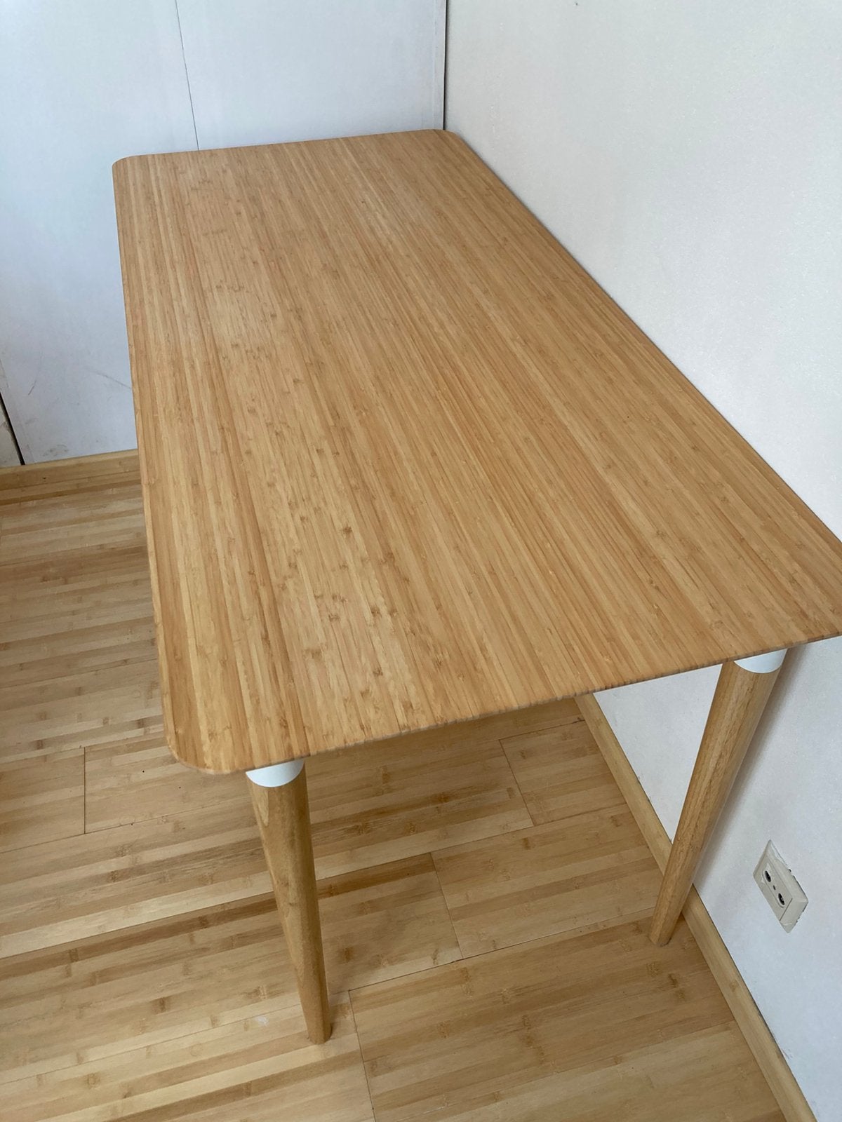 IKEA ANFALLARE bamboe bureau, Ophalen, Zo goed als nieuw