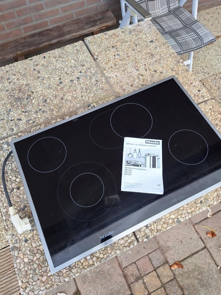 Miele KM 507 keramische kookplaat, Witgoed en Apparatuur, Kookplaten, Gebruikt, Verzenden, Keramisch, 4 kookzones