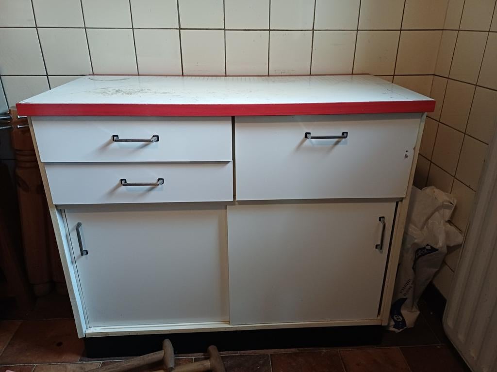 VINTAGE  opbergkastje jaren 60. Zeer praktisch., Huis en Inrichting, Kasten | Ladekasten, Ophalen, 50 tot 100 cm, 3 of 4 laden
