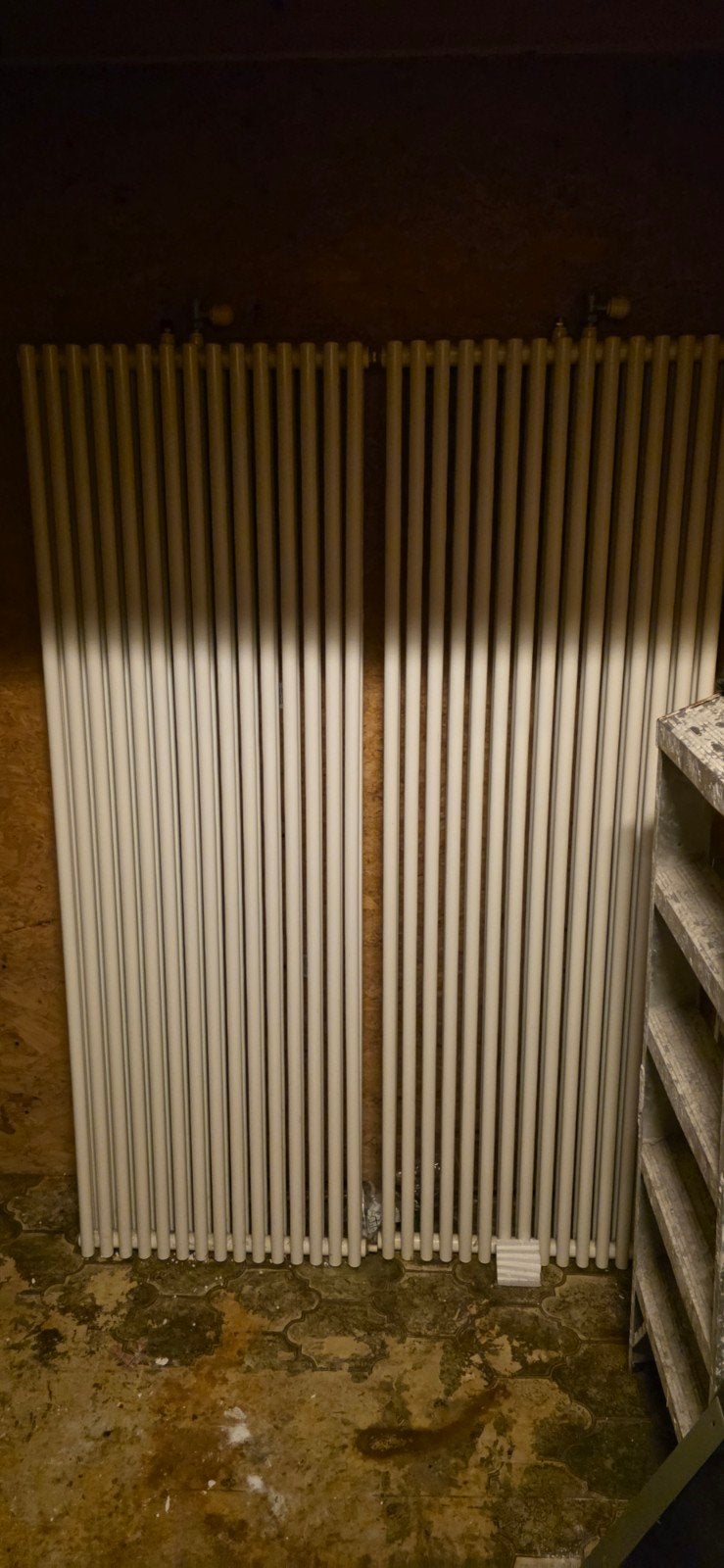 Grote radiator 177x62 cm, 7.5 cm dik, Ophalen of Verzenden